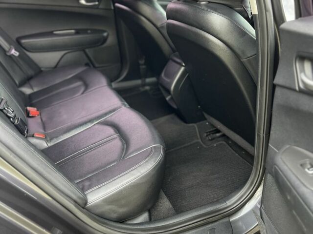 Серый Киа Оптима, объемом двигателя 2 л и пробегом 210 тыс. км за 12999 $, фото 8 на Automoto.ua