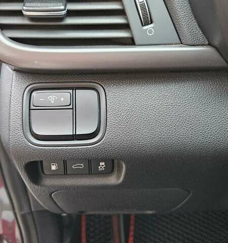 Серый Киа Оптима, объемом двигателя 2.36 л и пробегом 120 тыс. км за 10000 $, фото 4 на Automoto.ua