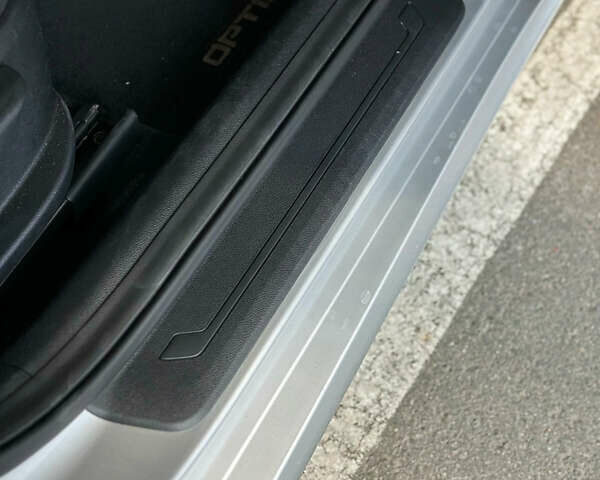 Серый Киа Оптима, объемом двигателя 2.4 л и пробегом 177 тыс. км за 10800 $, фото 42 на Automoto.ua