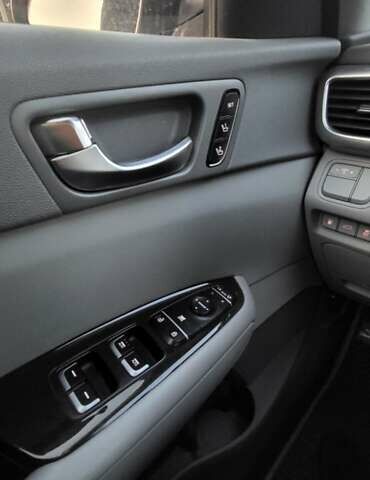 Серый Киа Оптима, объемом двигателя 2.4 л и пробегом 168 тыс. км за 8800 $, фото 11 на Automoto.ua