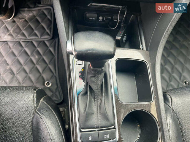 Серый Киа Оптима, объемом двигателя 2.4 л и пробегом 190 тыс. км за 12090 $, фото 24 на Automoto.ua