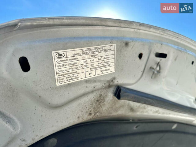 Серый Киа Оптима, объемом двигателя 2.4 л и пробегом 177 тыс. км за 10800 $, фото 25 на Automoto.ua
