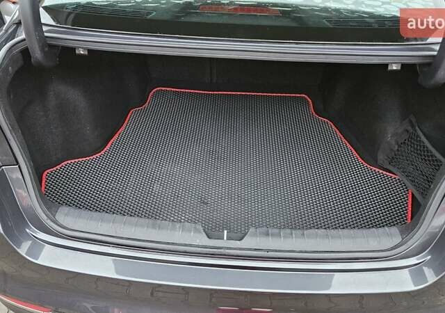 Серый Киа Оптима, объемом двигателя 2.36 л и пробегом 120 тыс. км за 10000 $, фото 37 на Automoto.ua