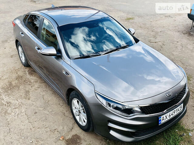 Сірий Кіа Оптіма, об'ємом двигуна 2.4 л та пробігом 102 тис. км за 10800 $, фото 4 на Automoto.ua