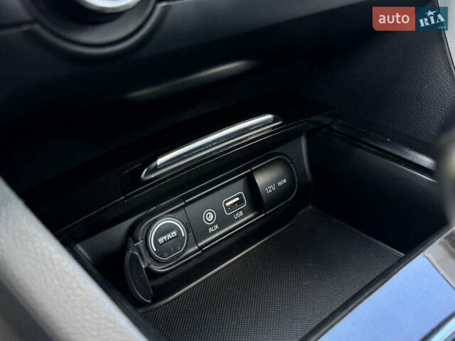 Серый Киа Оптима, объемом двигателя 2.36 л и пробегом 180 тыс. км за 11500 $, фото 27 на Automoto.ua