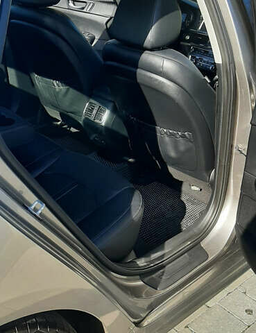 Серый Киа Оптима, объемом двигателя 2.36 л и пробегом 176 тыс. км за 12700 $, фото 11 на Automoto.ua