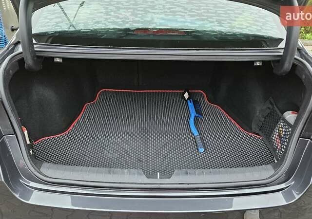 Серый Киа Оптима, объемом двигателя 2.36 л и пробегом 120 тыс. км за 10000 $, фото 35 на Automoto.ua