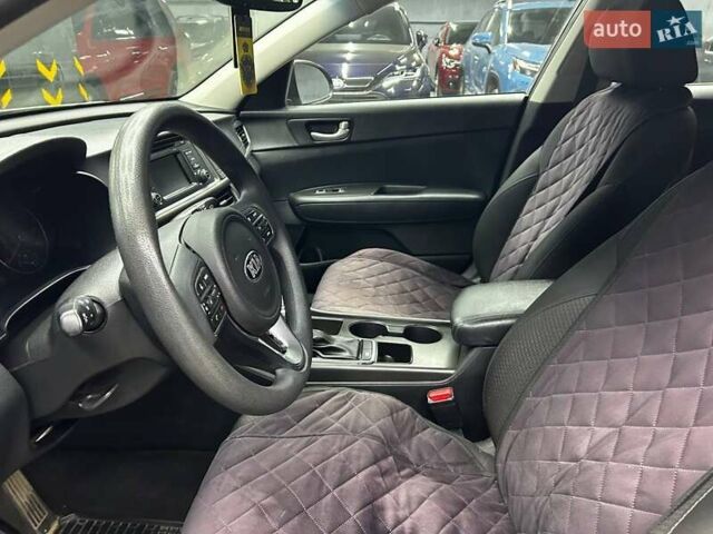 Серый Киа Оптима, объемом двигателя 2.4 л и пробегом 144 тыс. км за 11300 $, фото 8 на Automoto.ua