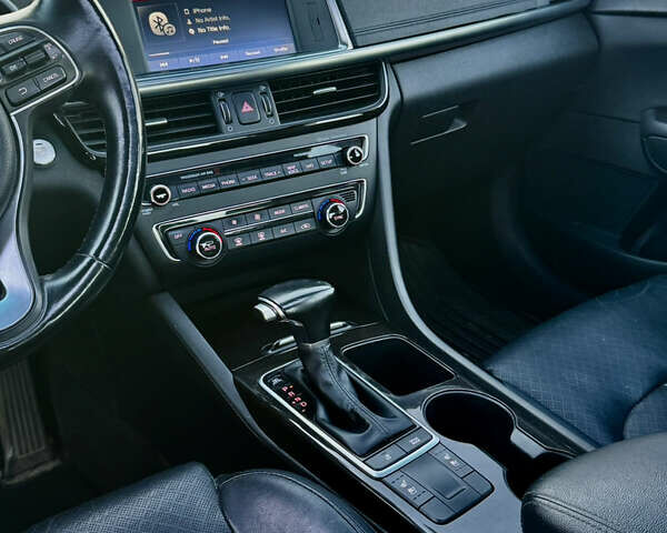 Серый Киа Оптима, объемом двигателя 2.36 л и пробегом 198 тыс. км за 12300 $, фото 4 на Automoto.ua