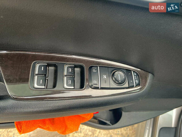 Серый Киа Оптима, объемом двигателя 2.4 л и пробегом 190 тыс. км за 12090 $, фото 14 на Automoto.ua