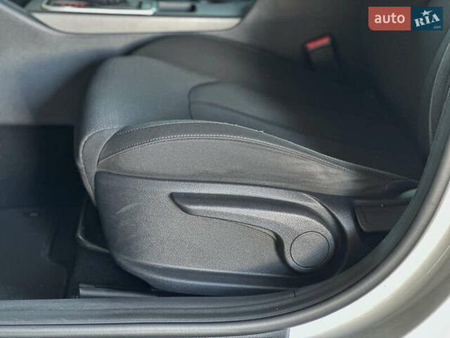 Серый Киа Оптима, объемом двигателя 2.4 л и пробегом 177 тыс. км за 10800 $, фото 40 на Automoto.ua