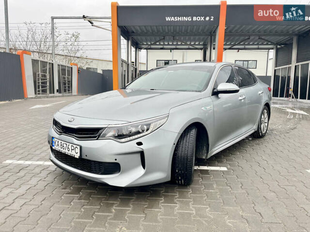 Сірий Кіа Оптіма, об'ємом двигуна 2 л та пробігом 168 тис. км за 11200 $, фото 4 на Automoto.ua