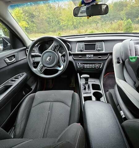 Серый Киа Оптима, объемом двигателя 2.36 л и пробегом 120 тыс. км за 10000 $, фото 28 на Automoto.ua