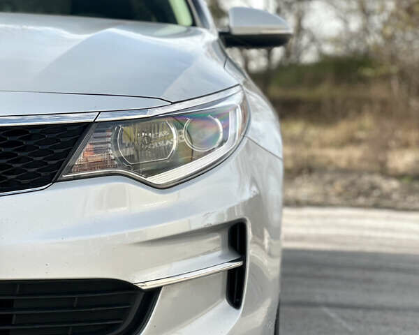 Серый Киа Оптима, объемом двигателя 2.4 л и пробегом 177 тыс. км за 10800 $, фото 8 на Automoto.ua