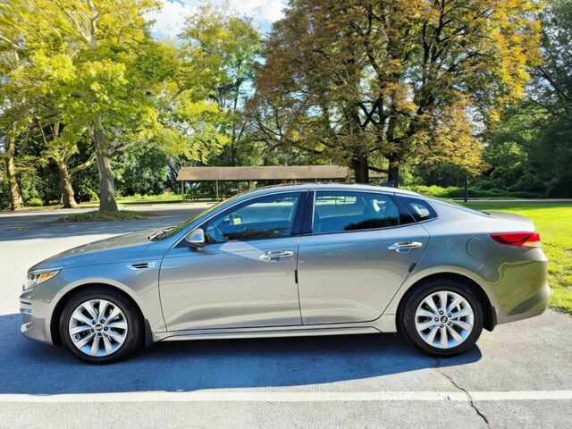 Серый Киа Оптима, объемом двигателя 2.4 л и пробегом 79 тыс. км за 6500 $, фото 2 на Automoto.ua