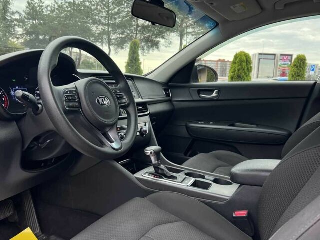 Серый Киа Оптима, объемом двигателя 0 л и пробегом 175 тыс. км за 9298 $, фото 9 на Automoto.ua