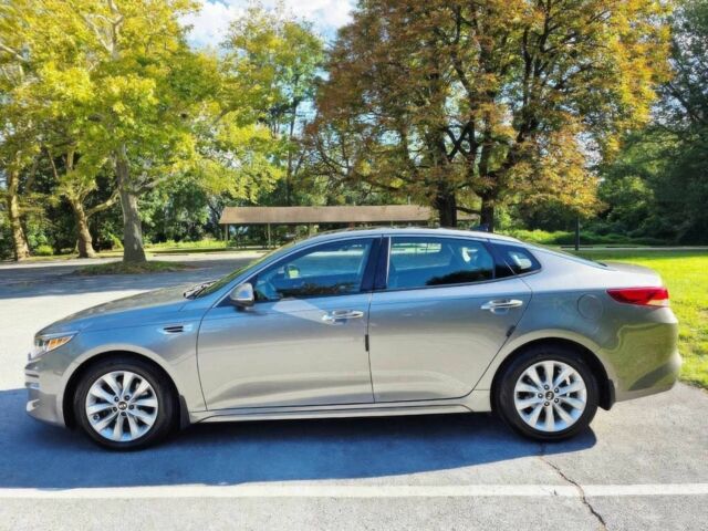 Серый Киа Оптима, объемом двигателя 2.4 л и пробегом 74 тыс. км за 9600 $, фото 5 на Automoto.ua