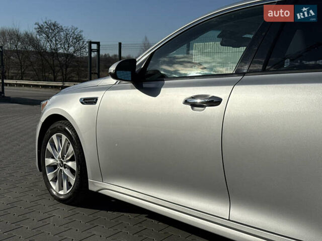 Серый Киа Оптима, объемом двигателя 2.36 л и пробегом 180 тыс. км за 11500 $, фото 4 на Automoto.ua