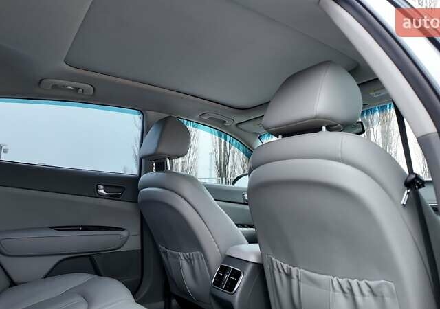 Серый Киа Оптима, объемом двигателя 2.4 л и пробегом 121 тыс. км за 12490 $, фото 10 на Automoto.ua