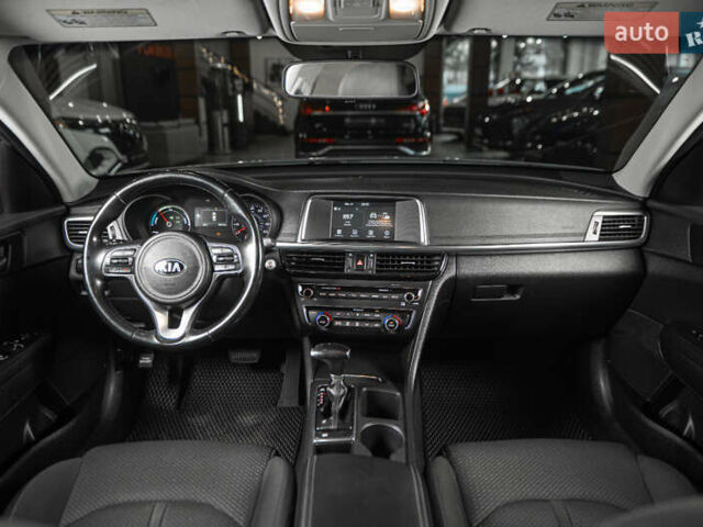 Сірий Кіа Оптіма, об'ємом двигуна 2 л та пробігом 70 тис. км за 16900 $, фото 30 на Automoto.ua