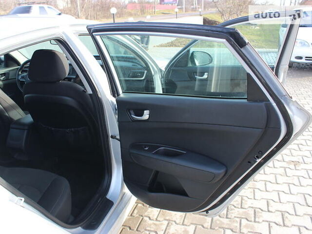 Серый Киа Оптима, объемом двигателя 2.4 л и пробегом 128 тыс. км за 11950 $, фото 26 на Automoto.ua