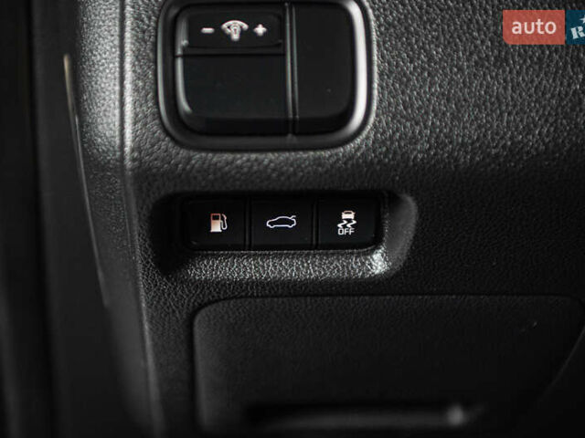 Сірий Кіа Оптіма, об'ємом двигуна 2 л та пробігом 70 тис. км за 16900 $, фото 45 на Automoto.ua