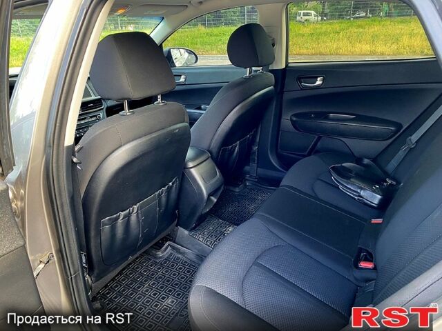 Серый Киа Оптима, объемом двигателя 2.4 л и пробегом 104 тыс. км за 12500 $, фото 9 на Automoto.ua