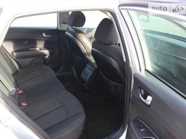 Серый Киа Оптима, объемом двигателя 2.4 л и пробегом 128 тыс. км за 11950 $, фото 31 на Automoto.ua