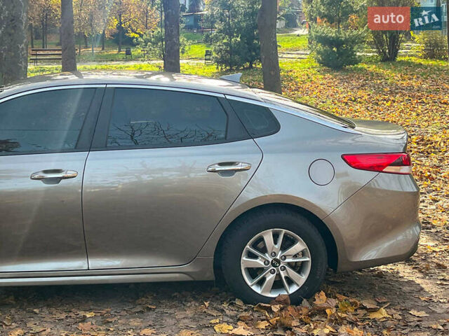 Серый Киа Оптима, объемом двигателя 2.4 л и пробегом 101 тыс. км за 10490 $, фото 6 на Automoto.ua