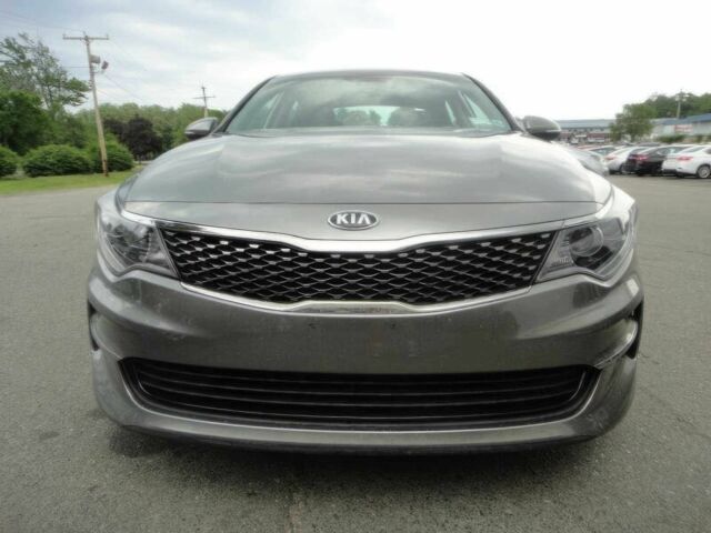 Кіа Оптіма 2017 у Черкасах на Automoto.ua Сірий Кіа Оптіма, об'ємом двигуна 2.4 л та пробігом 66 тис. км за 9500 $, фото 1 на Automoto.ua