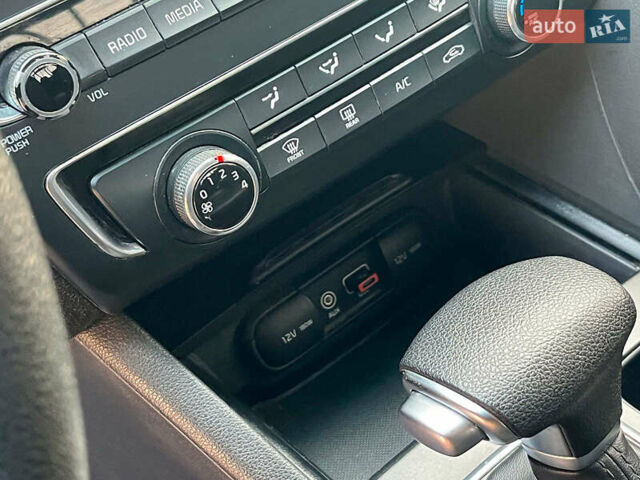 Серый Киа Оптима, объемом двигателя 2.4 л и пробегом 101 тыс. км за 10490 $, фото 31 на Automoto.ua