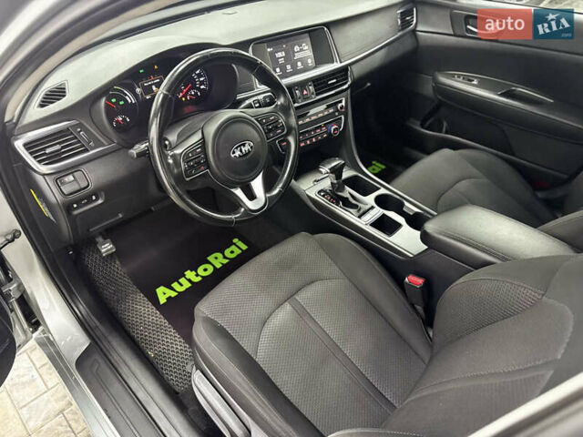 Серый Киа Оптима, объемом двигателя 2 л и пробегом 95 тыс. км за 17900 $, фото 7 на Automoto.ua