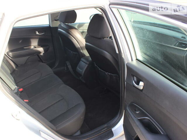 Серый Киа Оптима, объемом двигателя 2.4 л и пробегом 128 тыс. км за 11950 $, фото 32 на Automoto.ua