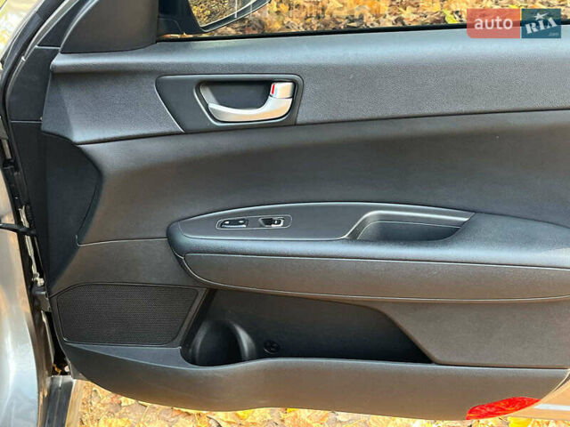 Серый Киа Оптима, объемом двигателя 2.4 л и пробегом 101 тыс. км за 10490 $, фото 14 на Automoto.ua