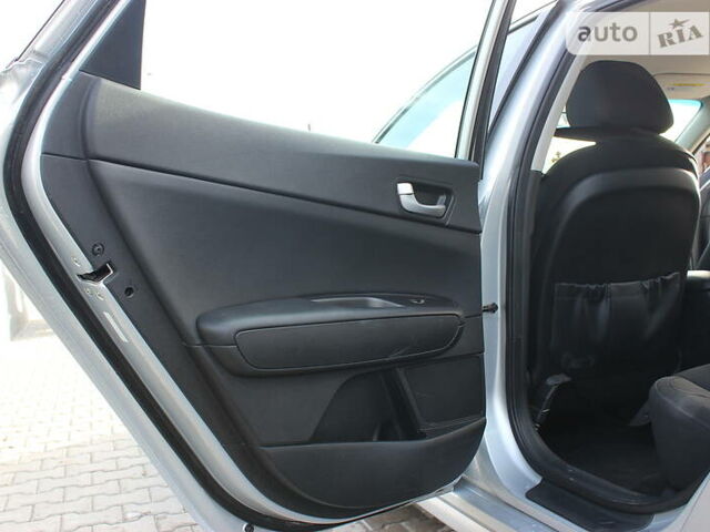 Серый Киа Оптима, объемом двигателя 2.4 л и пробегом 128 тыс. км за 11950 $, фото 37 на Automoto.ua