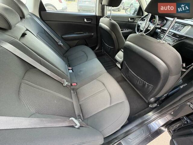 Серый Киа Оптима, объемом двигателя 2 л и пробегом 113 тыс. км за 12750 $, фото 5 на Automoto.ua
