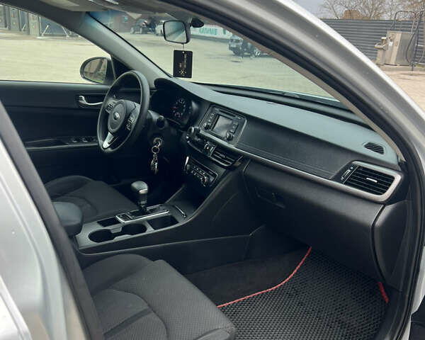 Серый Киа Оптима, объемом двигателя 2.4 л и пробегом 107 тыс. км за 10500 $, фото 6 на Automoto.ua