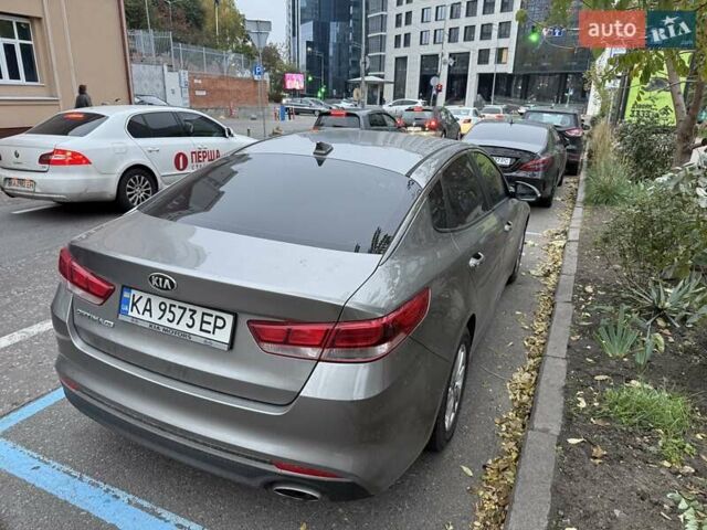 Серый Киа Оптима, объемом двигателя 2.36 л и пробегом 101 тыс. км за 9500 $, фото 2 на Automoto.ua
