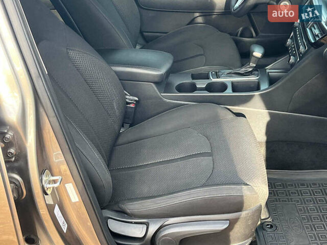 Серый Киа Оптима, объемом двигателя 2.4 л и пробегом 101 тыс. км за 10490 $, фото 16 на Automoto.ua