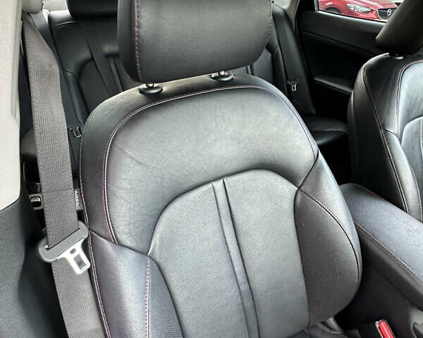 Сірий Кіа Оптіма, об'ємом двигуна 2 л та пробігом 142 тис. км за 10800 $, фото 13 на Automoto.ua