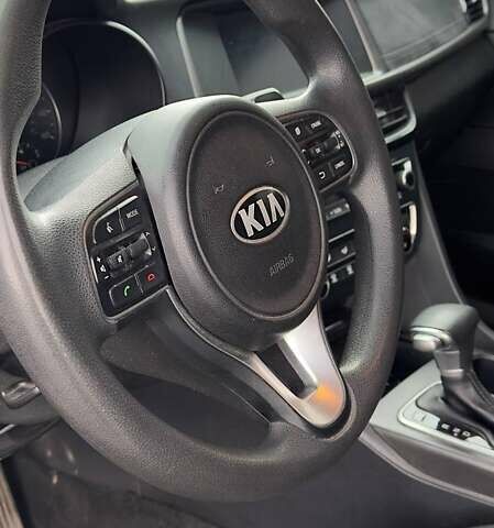 Серый Киа Оптима, объемом двигателя 2.36 л и пробегом 183 тыс. км за 8800 $, фото 13 на Automoto.ua