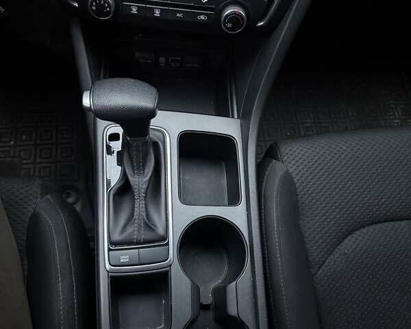 Серый Киа Оптима, объемом двигателя 2.36 л и пробегом 101 тыс. км за 9500 $, фото 12 на Automoto.ua