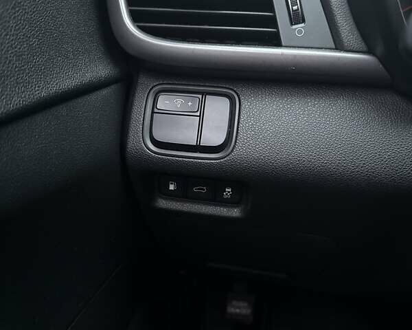 Серый Киа Оптима, объемом двигателя 2.36 л и пробегом 101 тыс. км за 9500 $, фото 30 на Automoto.ua