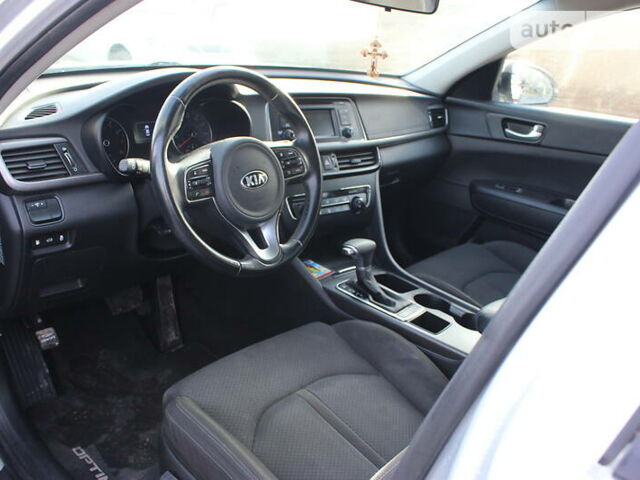 Серый Киа Оптима, объемом двигателя 2.4 л и пробегом 128 тыс. км за 11950 $, фото 62 на Automoto.ua