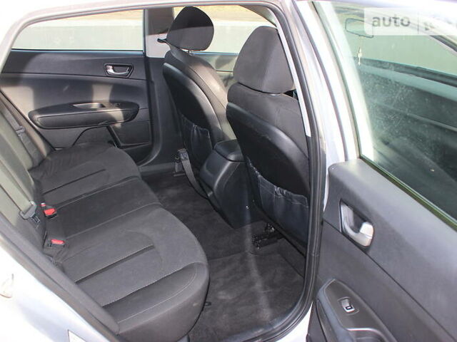 Серый Киа Оптима, объемом двигателя 2.4 л и пробегом 128 тыс. км за 11950 $, фото 30 на Automoto.ua