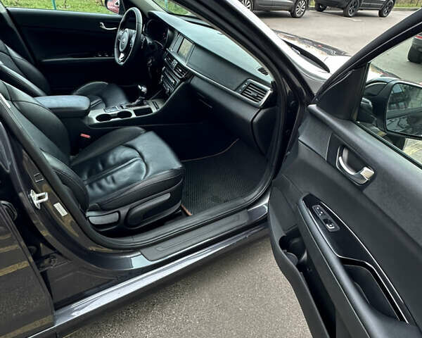 Сірий Кіа Оптіма, об'ємом двигуна 2 л та пробігом 142 тис. км за 10800 $, фото 11 на Automoto.ua