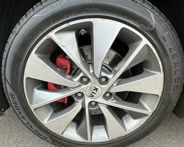 Сірий Кіа Оптіма, об'ємом двигуна 2 л та пробігом 142 тис. км за 10800 $, фото 4 на Automoto.ua