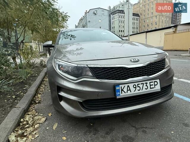 Серый Киа Оптима, объемом двигателя 2.36 л и пробегом 101 тыс. км за 9500 $, фото 7 на Automoto.ua