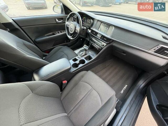 Серый Киа Оптима, объемом двигателя 2 л и пробегом 113 тыс. км за 12750 $, фото 7 на Automoto.ua