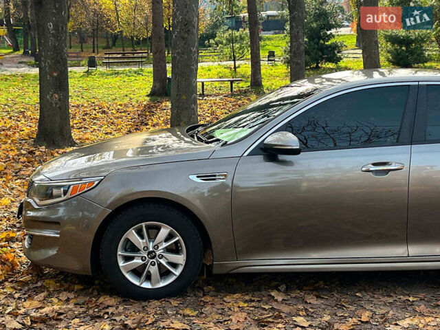 Серый Киа Оптима, объемом двигателя 2.4 л и пробегом 101 тыс. км за 10490 $, фото 5 на Automoto.ua